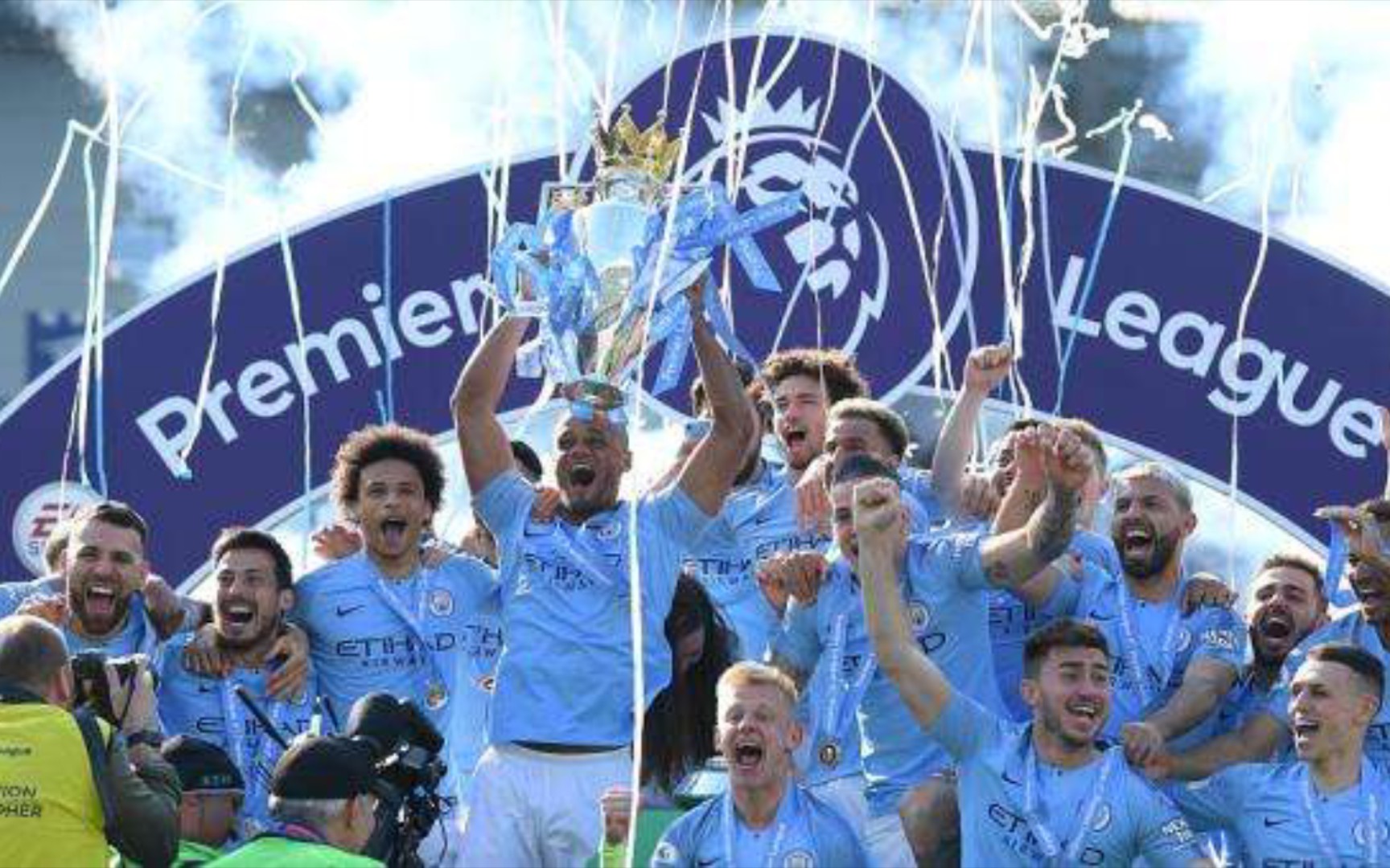 系是一个极 系是一个极